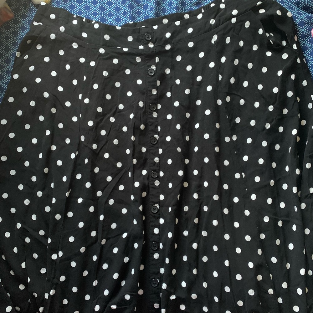 Torrid Challis Button Midi Skirt Size 4 Polka Dot… - image 3